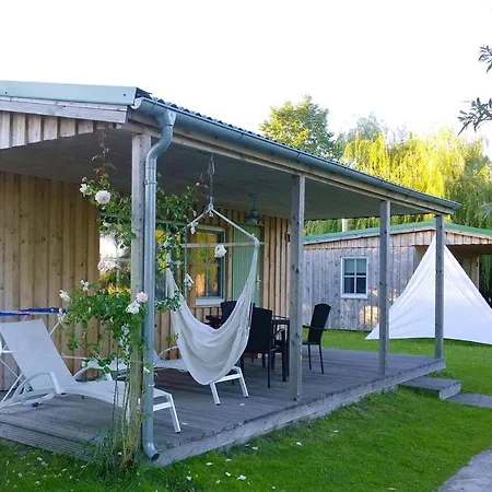 Ferienhaus Mit Kamin Am Achterwasser In Luetow Nyaraló *