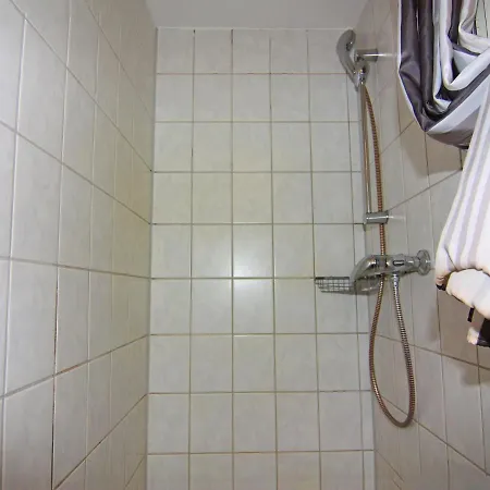 Ferienhaus Mit Kamin Am Achterwasser In Luetow Lütow