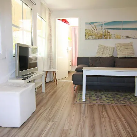 Ferienhaus Mit Kamin Am Achterwasser In Luetow * Lütow