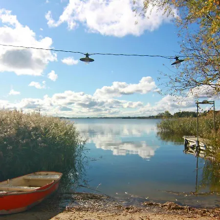 Holiday On The Backwaters, Lütow *