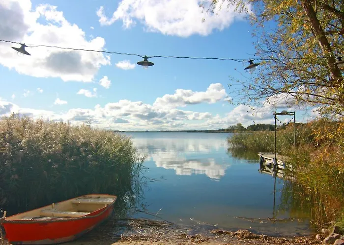 Holiday On The Backwaters, Lütow *